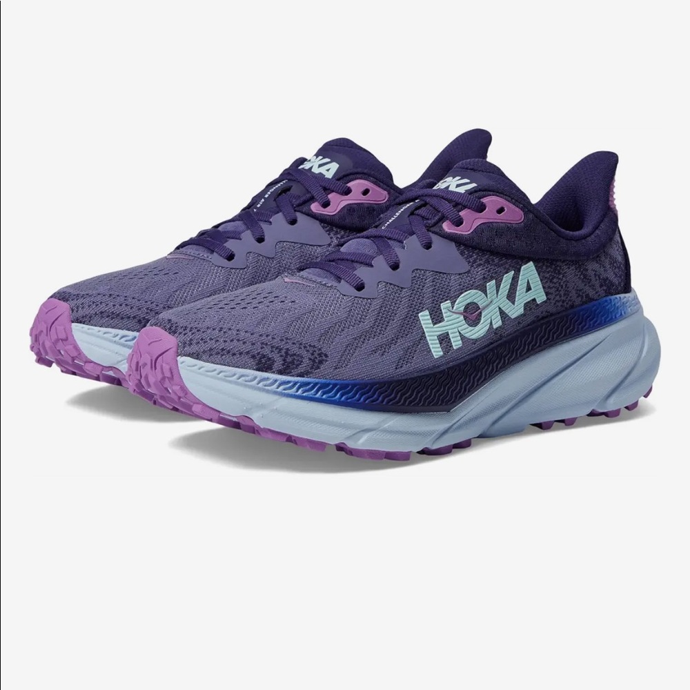 Hoka challenger 7 meteor night sky